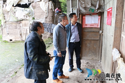 泸州国家高新区到叙永县枧槽苗族乡开展扶贫工作(图1)