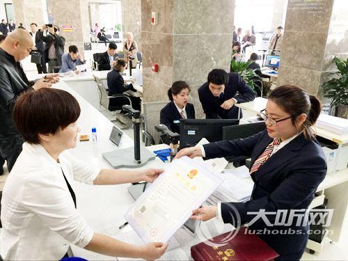 四川自贸区川南临港片区 12条人才福利包来袭(图3) 四川自贸区川南临港片区 12条人才福利包来袭(图3)