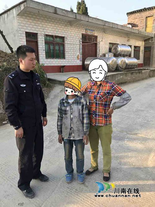 两女孩离家走失 古蔺两派出所助其平安回家(图1) 两女孩离家走失 古蔺两派出所助其平安回家(图1)