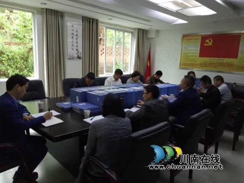 泸州市委督导组督查福宝镇脱贫攻坚工作(图1)