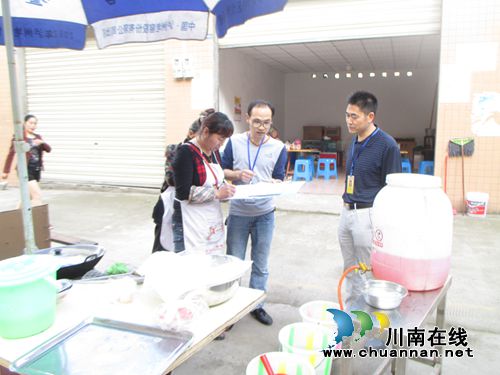 泸州市泸县石桥镇开展夏季肉禽专项检查工作(图1) 泸州市泸县石桥镇开展夏季肉禽专项检查工作(图1)