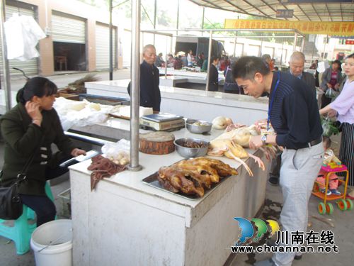 泸州市泸县石桥镇开展夏季肉禽专项检查工作(图2) 泸州市泸县石桥镇开展夏季肉禽专项检查工作(图2)