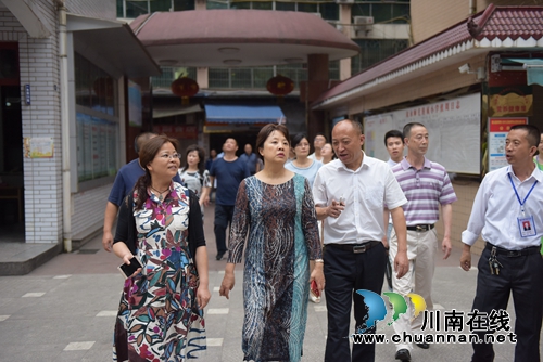 副市长马宗慧督查叙永县高考备考工作
