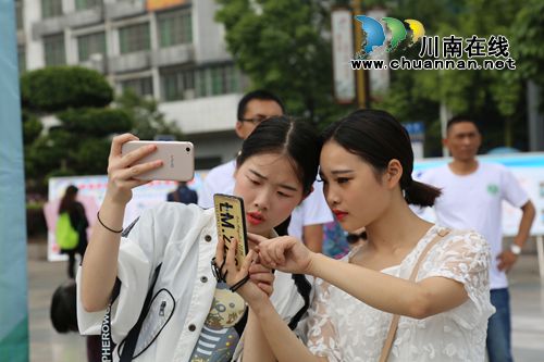 泸州发出环保倡议:保护濑溪河 从我做起!(图14) 泸州发出环保倡议:保护濑溪河 从我做起!(图14)