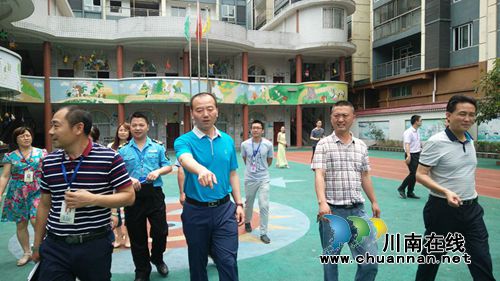 叙永水尾镇中心校紧锣密鼓抓实学校安全管理专项治理工作