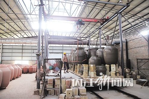 内江隆昌土陶首次亮相国际非遗节(图1)