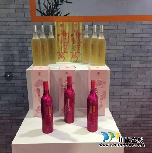 泸州怡养坊养生酒 成都非遗节上“醉”宾客(图4) 泸州怡养坊养生酒 成都非遗节上“醉”宾客(图4)