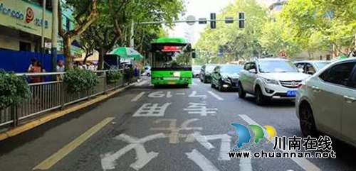 泸州城区新增37处公交道监控 私家车主须看清(图2) 泸州城区新增37处公交道监控 私家车主须看清(图2)