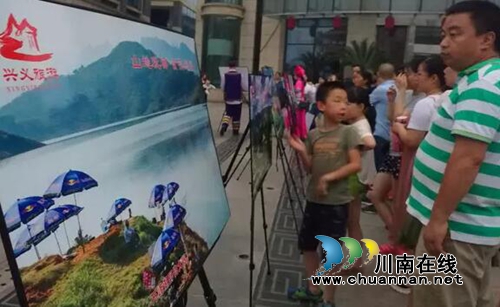贵州一群苗族姑娘竟在成都宜宾做这种事……(图6) 贵州一群苗族姑娘竟在成都宜宾做这种事……(图6)