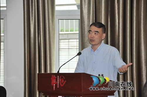 泸州市总工会举办“弘扬工匠精神”巡回报告会(图6) 泸州市总工会举办“弘扬工匠精神”巡回报告会(图6)