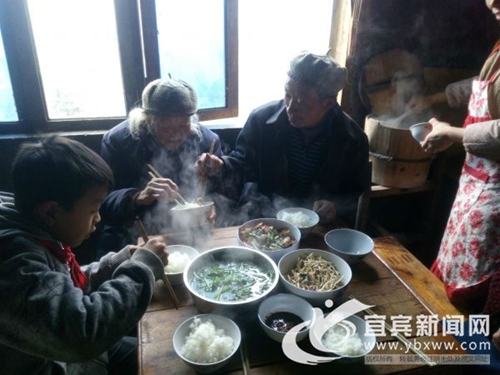 供养岳母38年 宜宾杨文全荣登“中国好人榜”(图1) 供养岳母38年 宜宾杨文全荣登“中国好人榜”(图1)