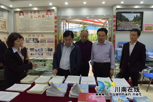 泸州市人大率队专题调研叙永县学生心理健康及校园安全管理(图1)
