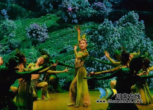 压轴“大戏”!专业院团明晚PK大专院校!(图13) 压轴“大戏”!专业院团明晚PK大专院校!(图13)