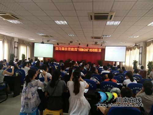 自贸区办税大厅：十大“微创新”便民办税(图5)