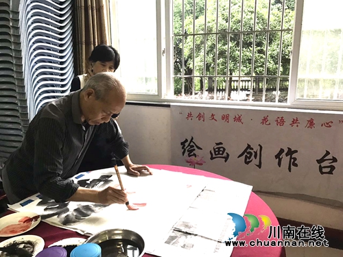 泸州泰安:这里不仅能赏花拍照 还能挣大钱(图9) 泸州泰安:这里不仅能赏花拍照 还能挣大钱(图9)