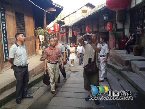龙启权:童 年 的 古 镇(醉美泸州)(图4) 龙启权:童 年 的 古 镇(醉美泸州)(图4)