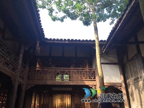 龙启权:童 年 的 古 镇(醉美泸州)(图5) 龙启权:童 年 的 古 镇(醉美泸州)(图5)