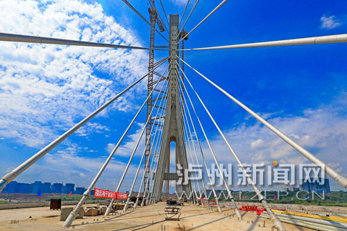 只差90米&nbsp;泸州沱江六桥预计将在8月“接地”(图2)