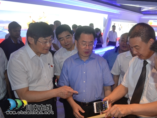 "泸州造"首台智能手机下线 只要699(图7) "泸州造"首台智能手机下线 只要699(图7)