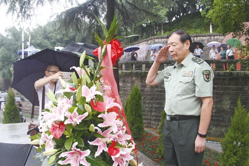 “泸顺起义——中国***武装起义的先声”学术研讨会在泸召开(图7) “泸顺起义——中国***武装起义的先声”学术研讨会在泸召开(图7)