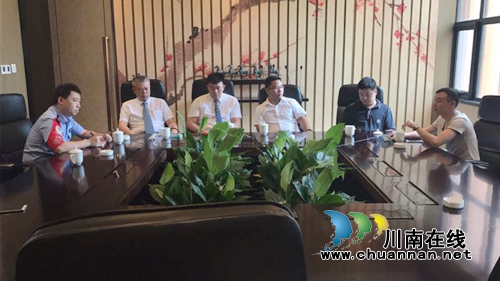 泸县：劳资起纠纷工人堵酒店&nbsp;派出所出警化解(图1)