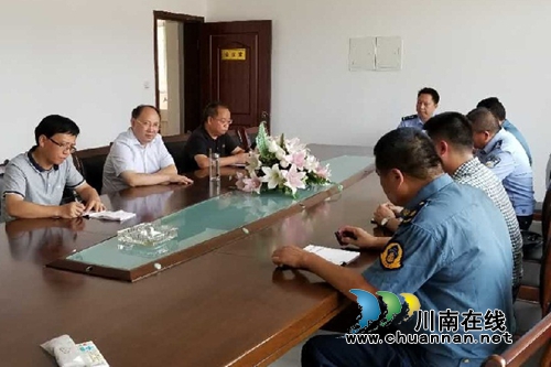 宜宾县委书记丁应虎率队检查农村道路交通安全管理工作(图1)