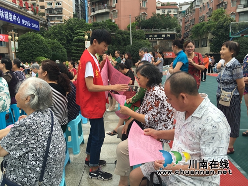 红星街道举行“喜迎十九大&nbsp;坚定跟党走”文艺汇演(图2)