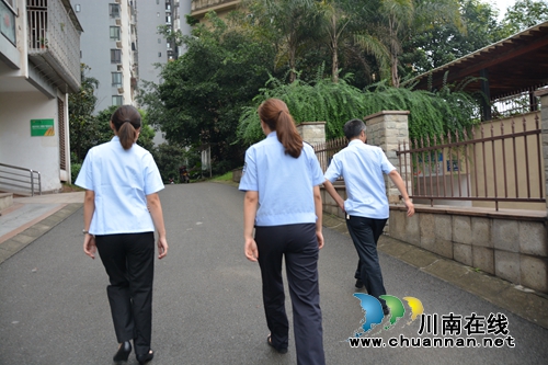 江阳区法院夜间集中送达物业服务合同纠纷案件(图2) 江阳区法院夜间集中送达物业服务合同纠纷案件(图2)