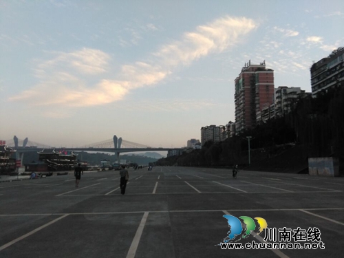 西海情歌：泸州滨江路随想曲(图6)