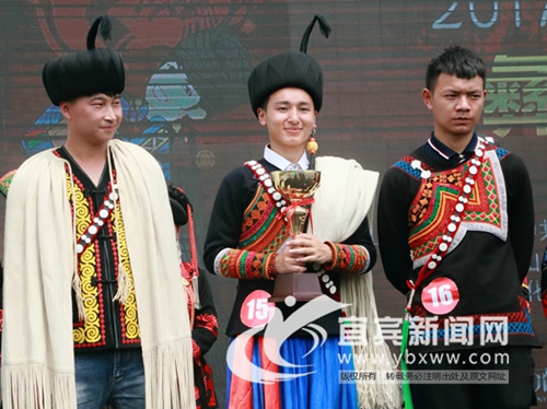 宜宾屏山火把节选美大赛&nbsp;选出彝家最美阿哥阿妹(图3)