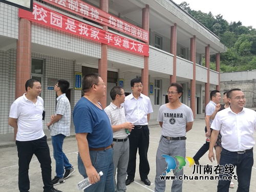 省教育厅督查叙永县“薄改”工作　加快高位教育均衡发展(图1)