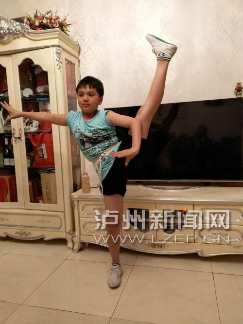 泸州市敲定"泸州河"新一代传承人(图1) 泸州市敲定"泸州河"新一代传承人(图1)