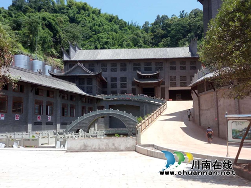 风过向林带酒香！沈酒集团扶贫打出“组合拳”(图15)