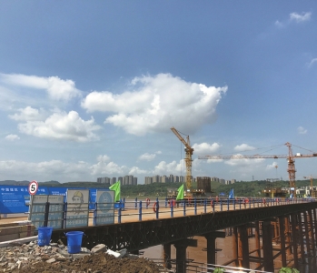 泸州沱二桥下穿隧道 本月底具备通车条件(图1) 泸州沱二桥下穿隧道 本月底具备通车条件(图1)