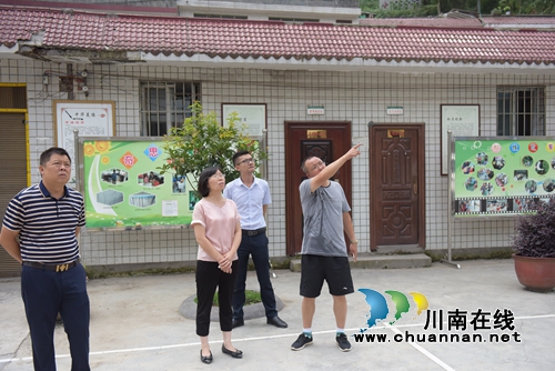 叙永县教育局赠送万元“利器”助力脱贫攻坚(图4) 叙永县教育局赠送万元“利器”助力脱贫攻坚(图4)