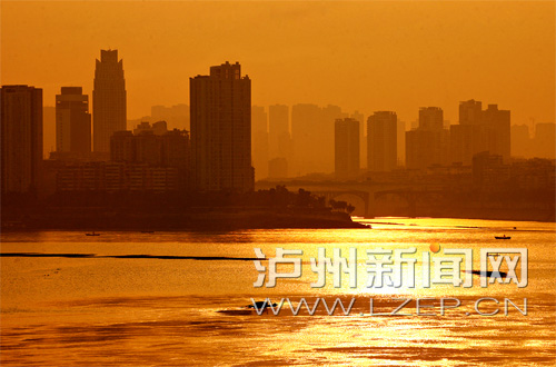 41.5℃!四川省区县“高温榜”冠亚军均在泸州(图1) 41.5℃!四川省区县“高温榜”冠亚军均在泸州(图1)