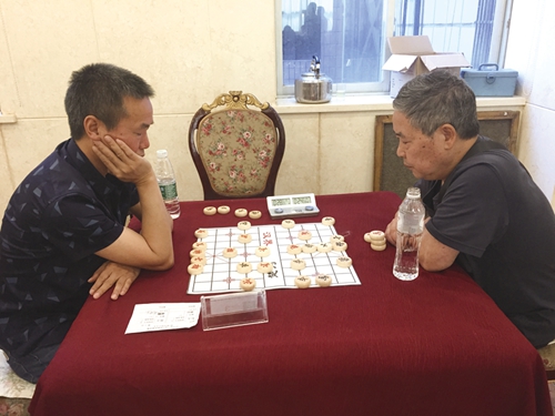 方寸棋盘博弈楚河汉界 泸州茶馆运筹将帅争锋(图5) 方寸棋盘博弈楚河汉界 泸州茶馆运筹将帅争锋(图5)