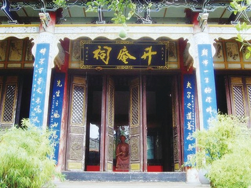 明代文化巨人杨慎 创造史上三大神话(图1) 明代文化巨人杨慎 创造史上三大神话(图1)