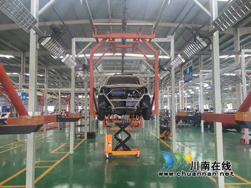 龙马潭与重庆签约首家“泸州造”汽车生产企业(图5) 龙马潭与重庆签约首家“泸州造”汽车生产企业(图5)