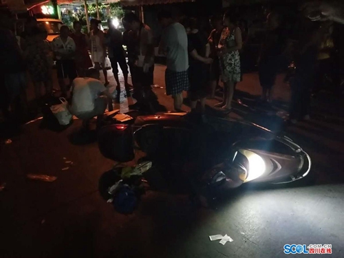 绵阳一市场内发生枪击事件 行凶者已被控制(图2) 绵阳一市场内发生枪击事件 行凶者已被控制(图2)