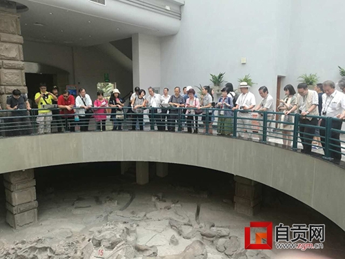台湾大学院校访问团莅临自贡(图2) 台湾大学院校访问团莅临自贡(图2)