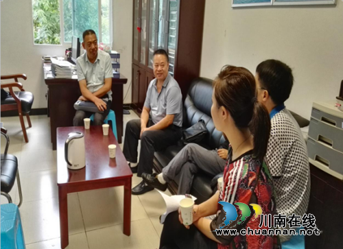 罗吉华到古蔺县检查指导省级卫生县城复评工作