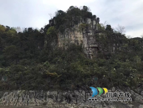 杨光英:僰王山飞雾洞(图2) 杨光英:僰王山飞雾洞(图2)