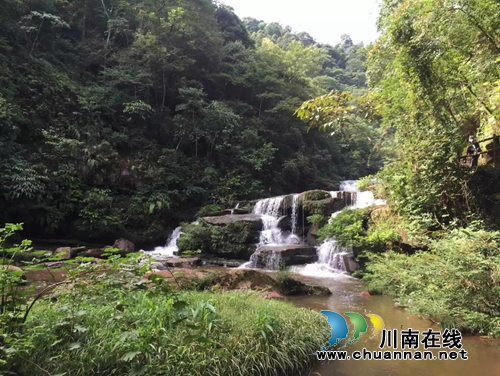 杨雪:隐者最思此山中(名家作品欣赏)(图1) 杨雪:隐者最思此山中(名家作品欣赏)(图1)