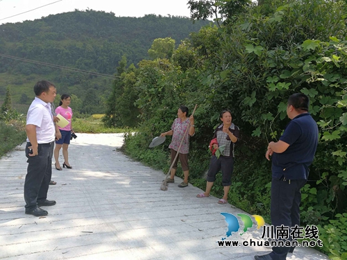 合江县总工会开展防汛减灾和地质灾害防范排查(图1)