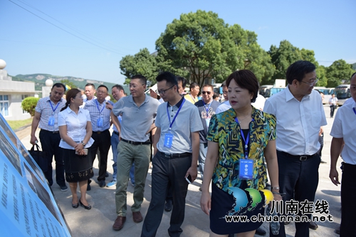 四川“全面改薄”工作现场会在叙永召开(图3) 四川“全面改薄”工作现场会在叙永召开(图3)