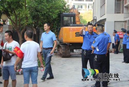古蔺县住建局依法拆除违法建设(图4) 古蔺县住建局依法拆除违法建设(图4)