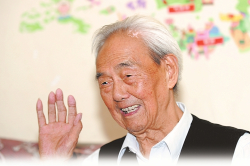 105岁川籍老兵走了:救飞虎队员 曾飞越驼峰(图1) 105岁川籍老兵走了:救飞虎队员 曾飞越驼峰(图1)