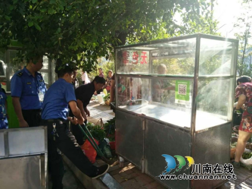 古蔺县：城管周未不休&nbsp;整治城市“顽疾”(图1)
