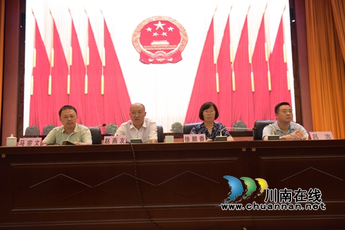 叙永县抓早开学工作确保贫困学生“零”辍学(图2) 叙永县抓早开学工作确保贫困学生“零”辍学(图2)